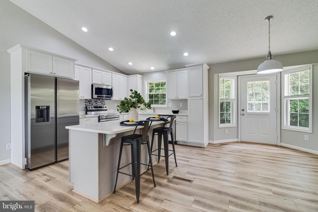 47251 SILVER SLATE DRIVE