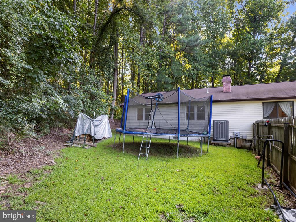 26962 Maple Dr