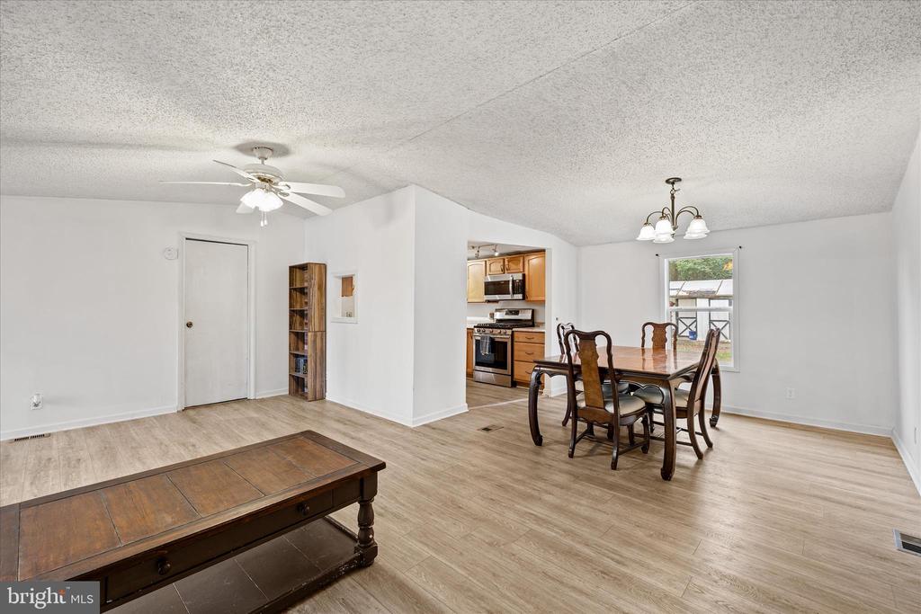 8966 MARSHALL CREEK ROAD