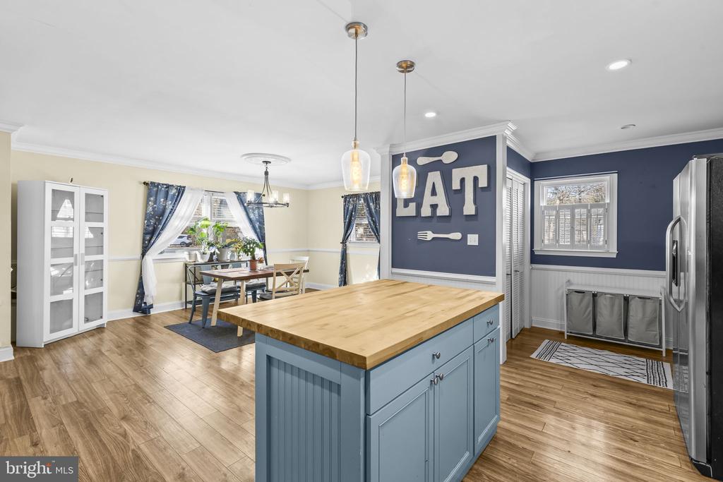 4355 ALBEMARLE COURT