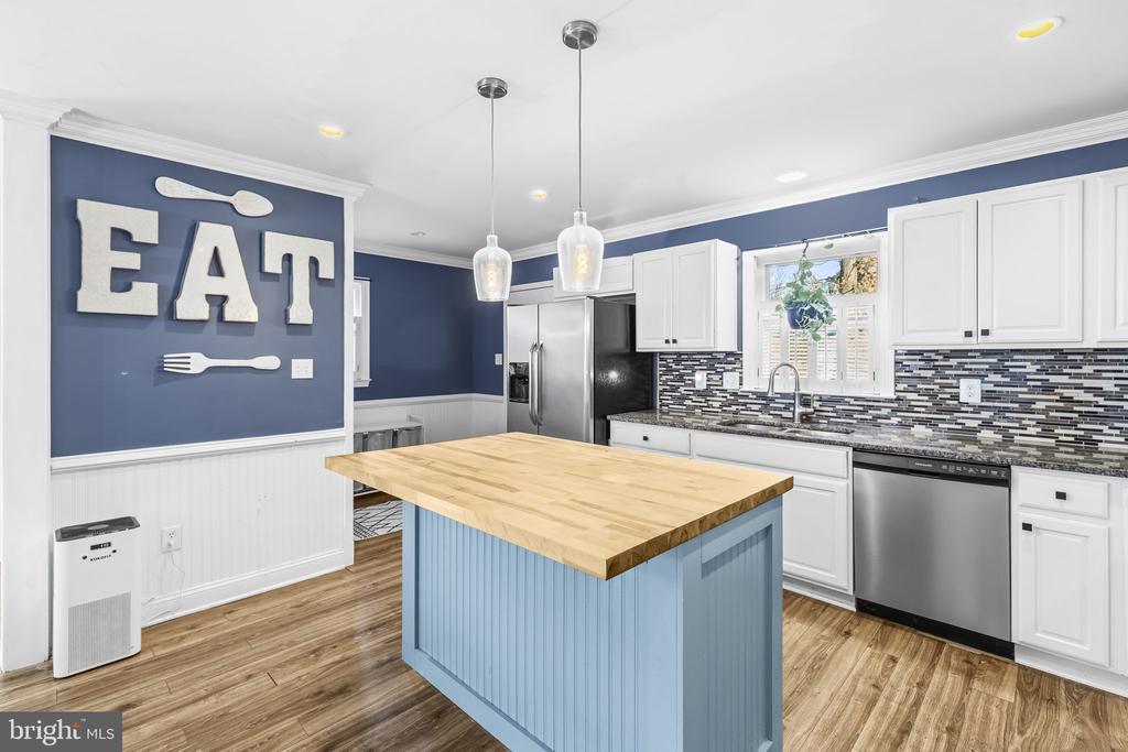 4355 ALBEMARLE COURT