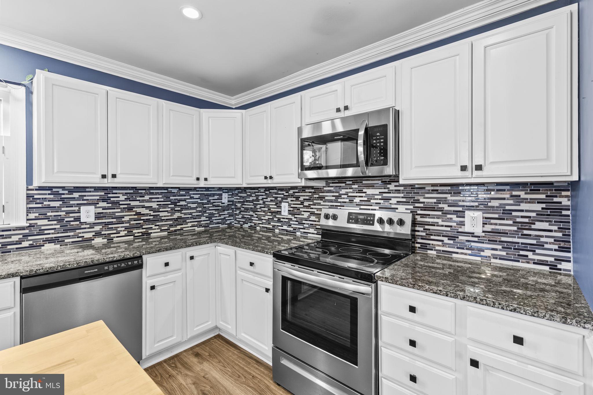 4355 ALBEMARLE COURT