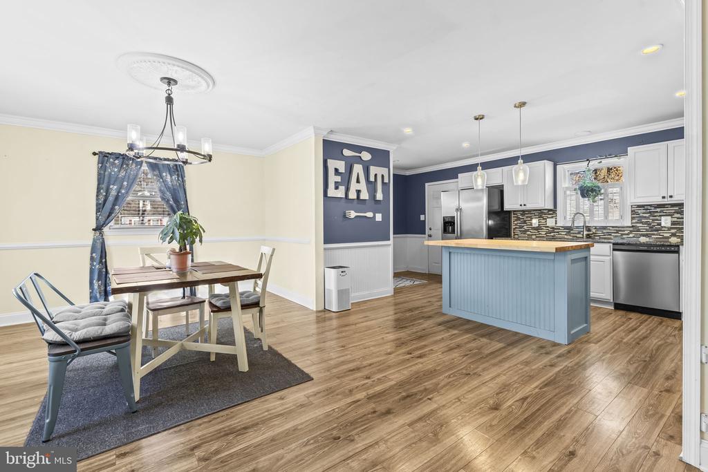 4355 ALBEMARLE COURT