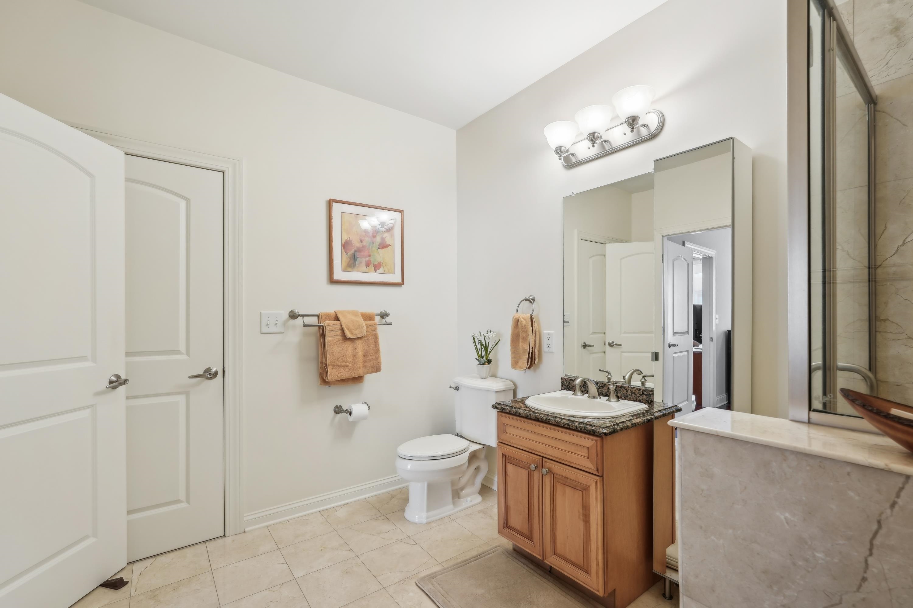 22 AVENUE AT PORT IMPERIAL Unit: 423