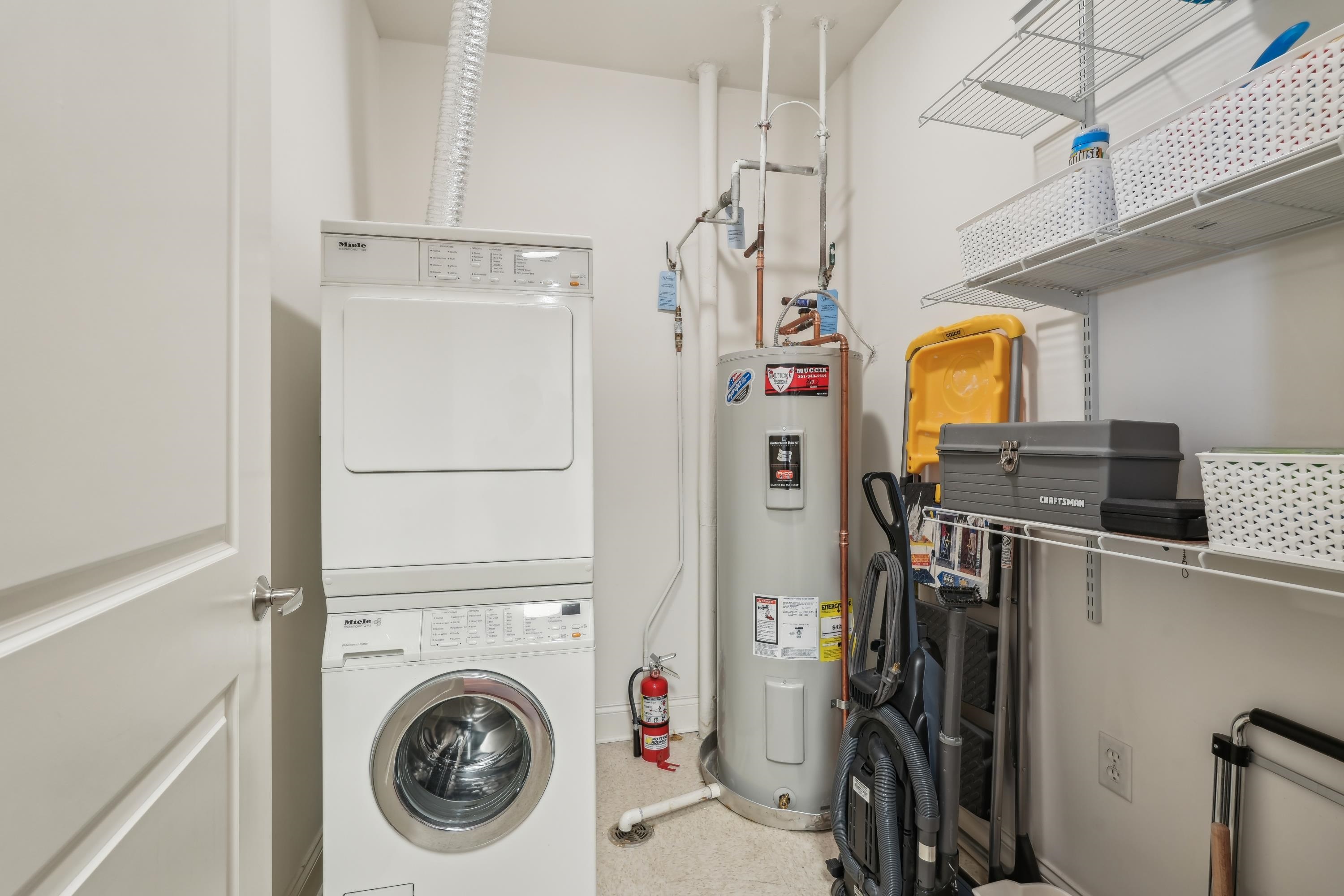 22 AVENUE AT PORT IMPERIAL Unit: 423