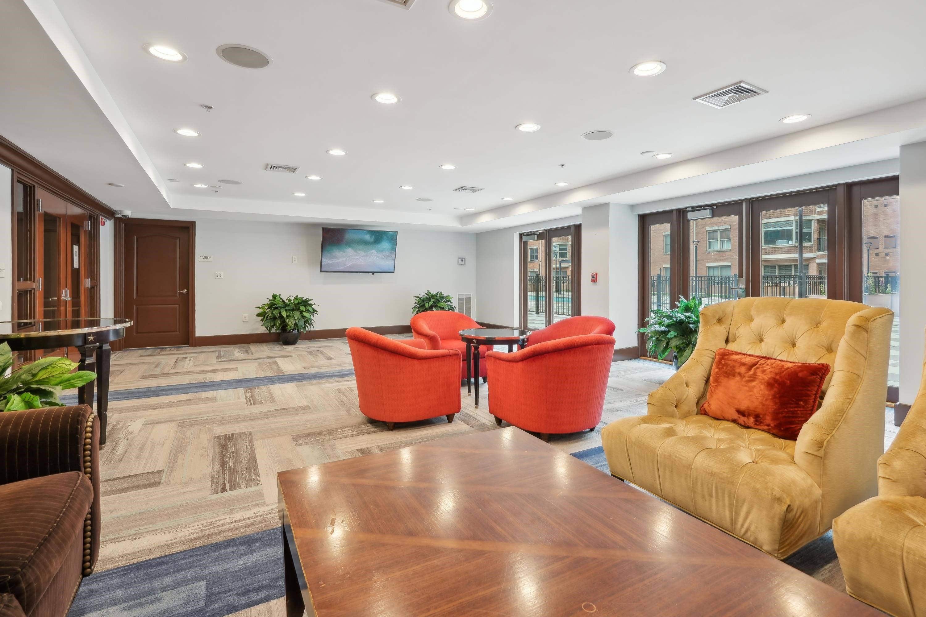 22 AVENUE AT PORT IMPERIAL Unit: 423