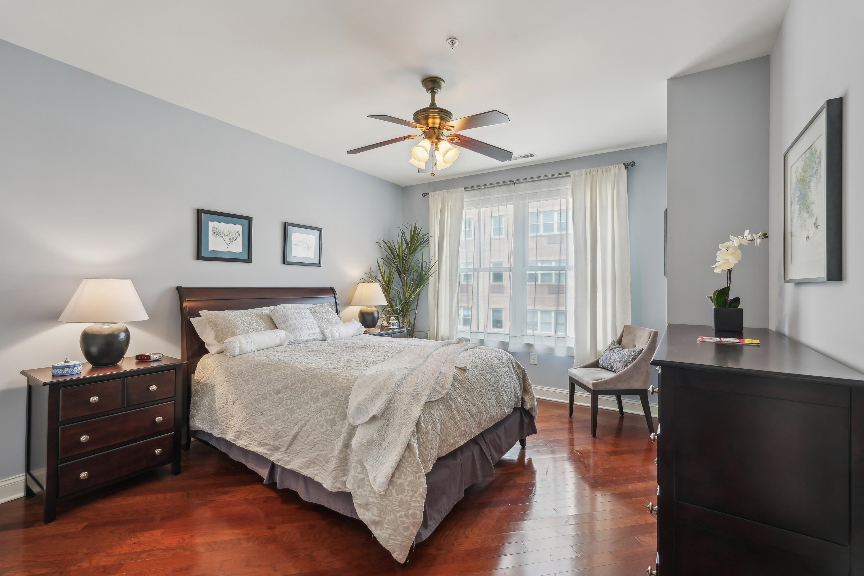 22 AVENUE AT PORT IMPERIAL Unit: 423