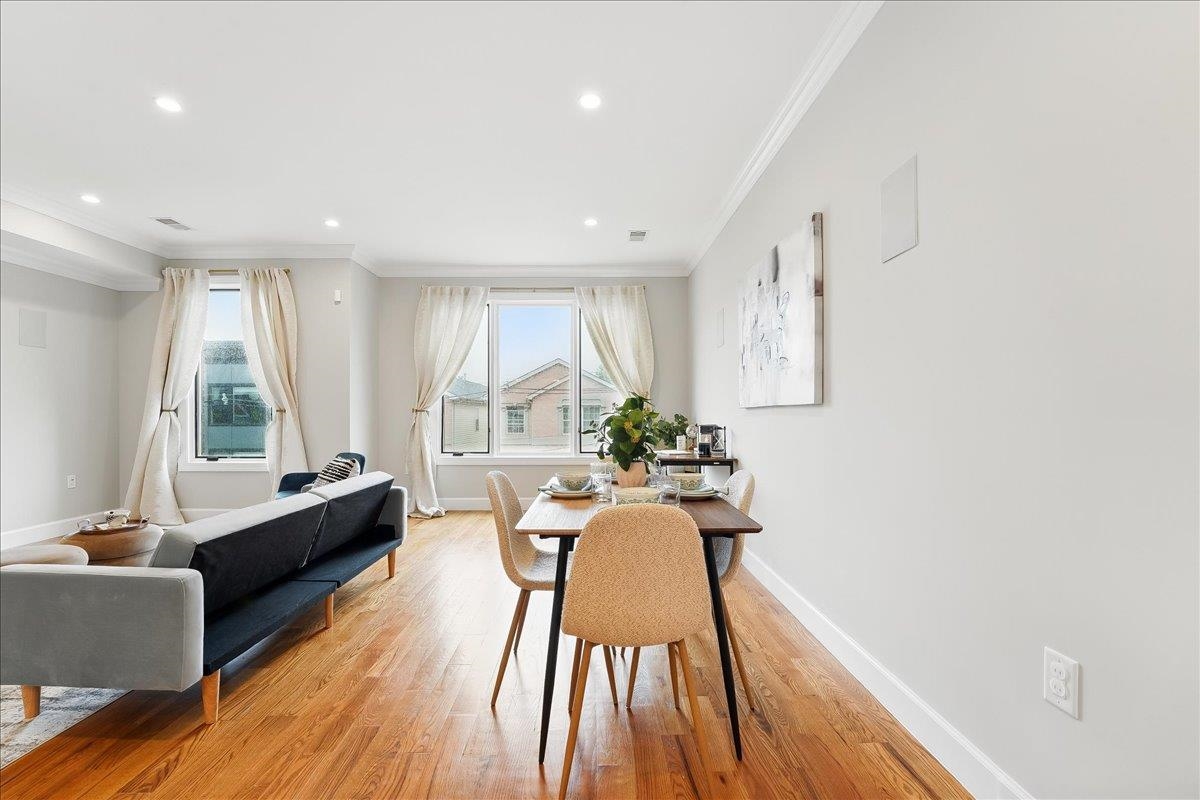 41 GRAHAM ST Unit: 2