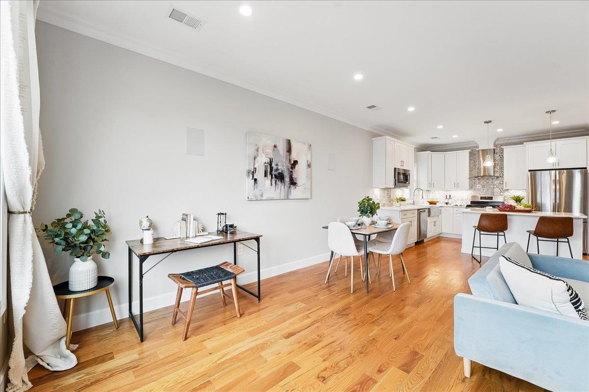 41 GRAHAM ST Unit: 2