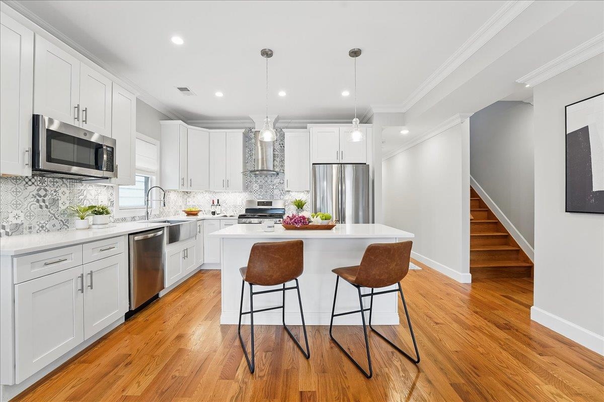 41 GRAHAM ST Unit: 2