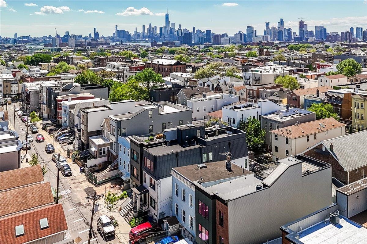 41 GRAHAM ST Unit: 2