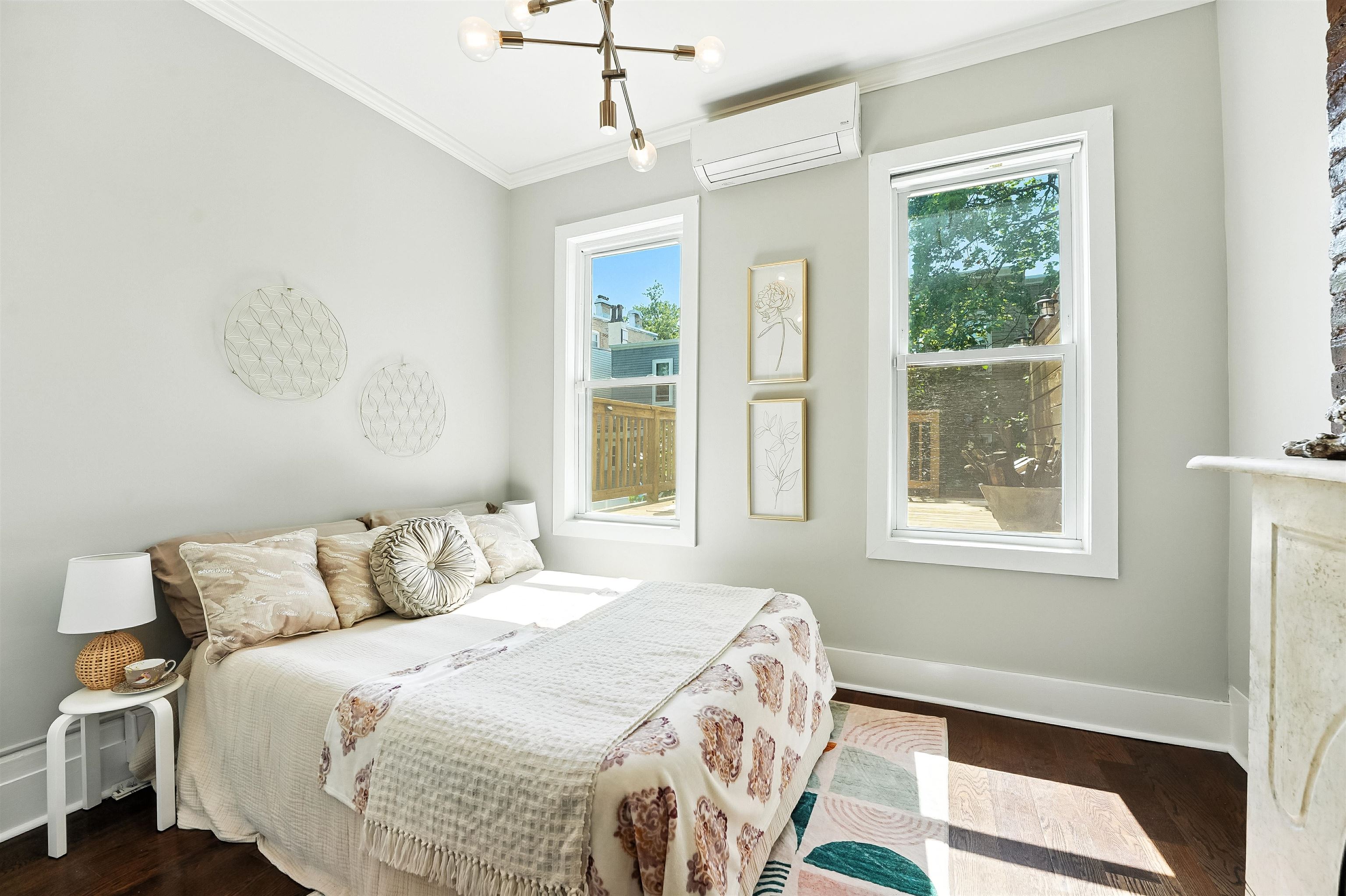 512 1/2 PALISADE AVE