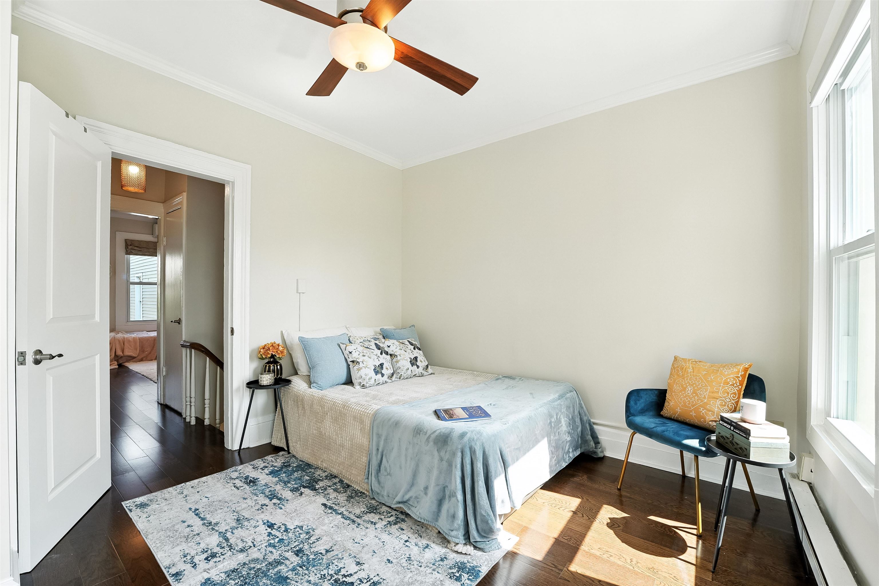 512 1/2 PALISADE AVE