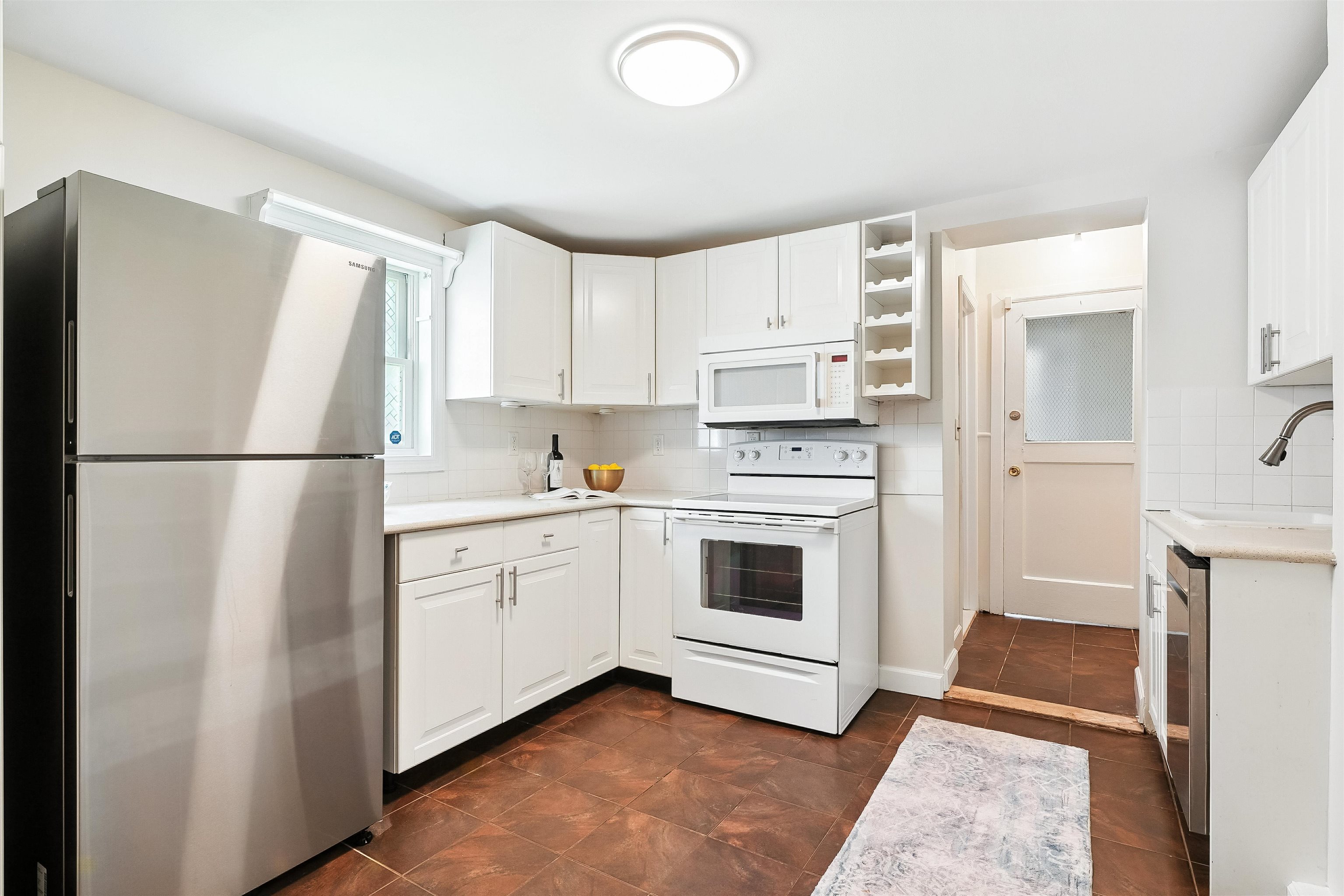 512 1/2 PALISADE AVE