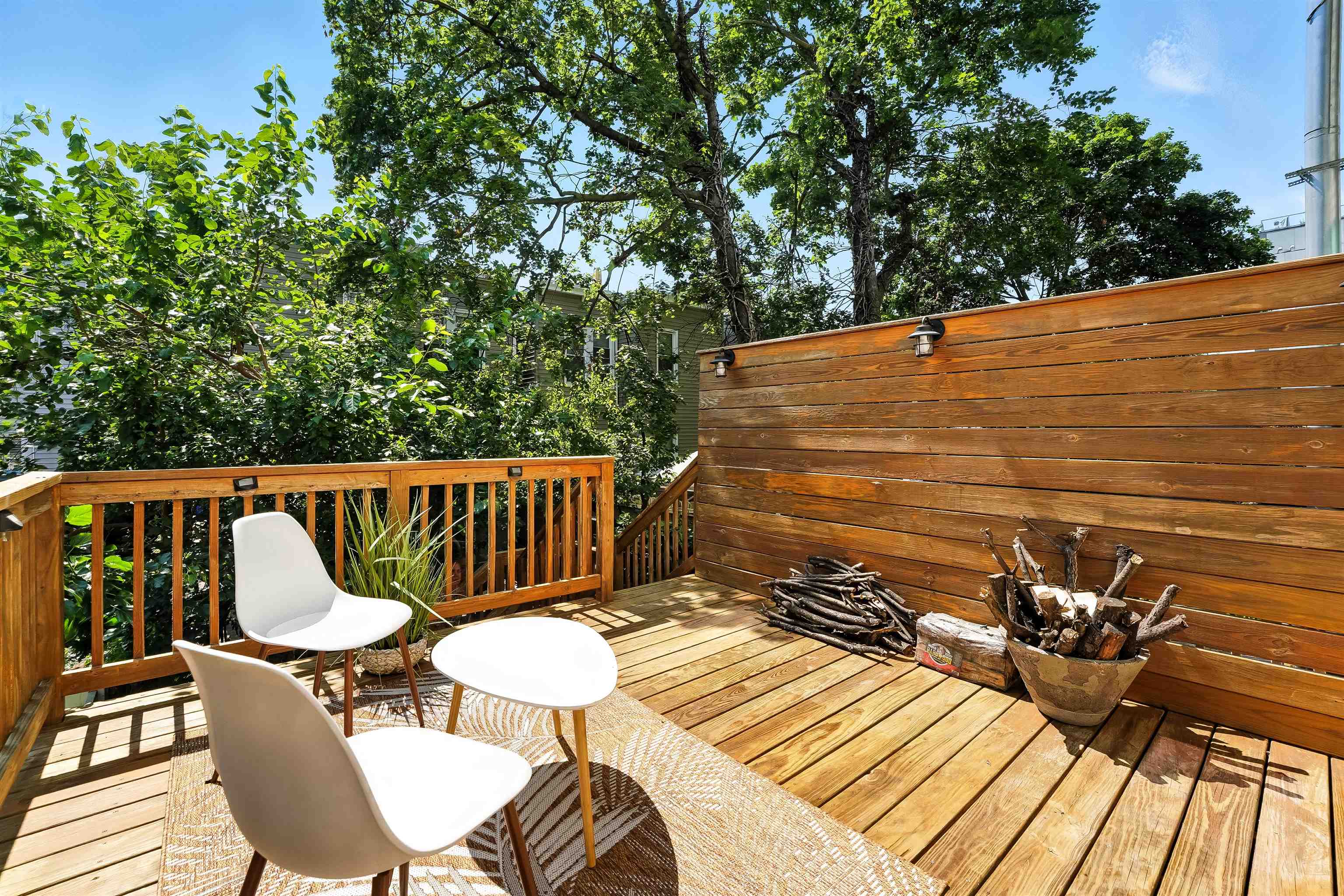 512 1/2 PALISADE AVE