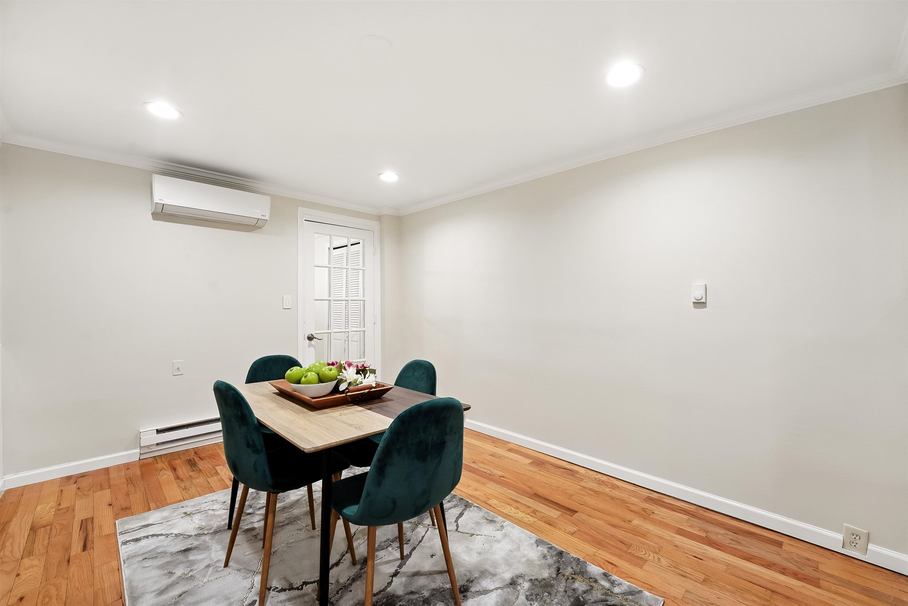 512 1/2 PALISADE AVE