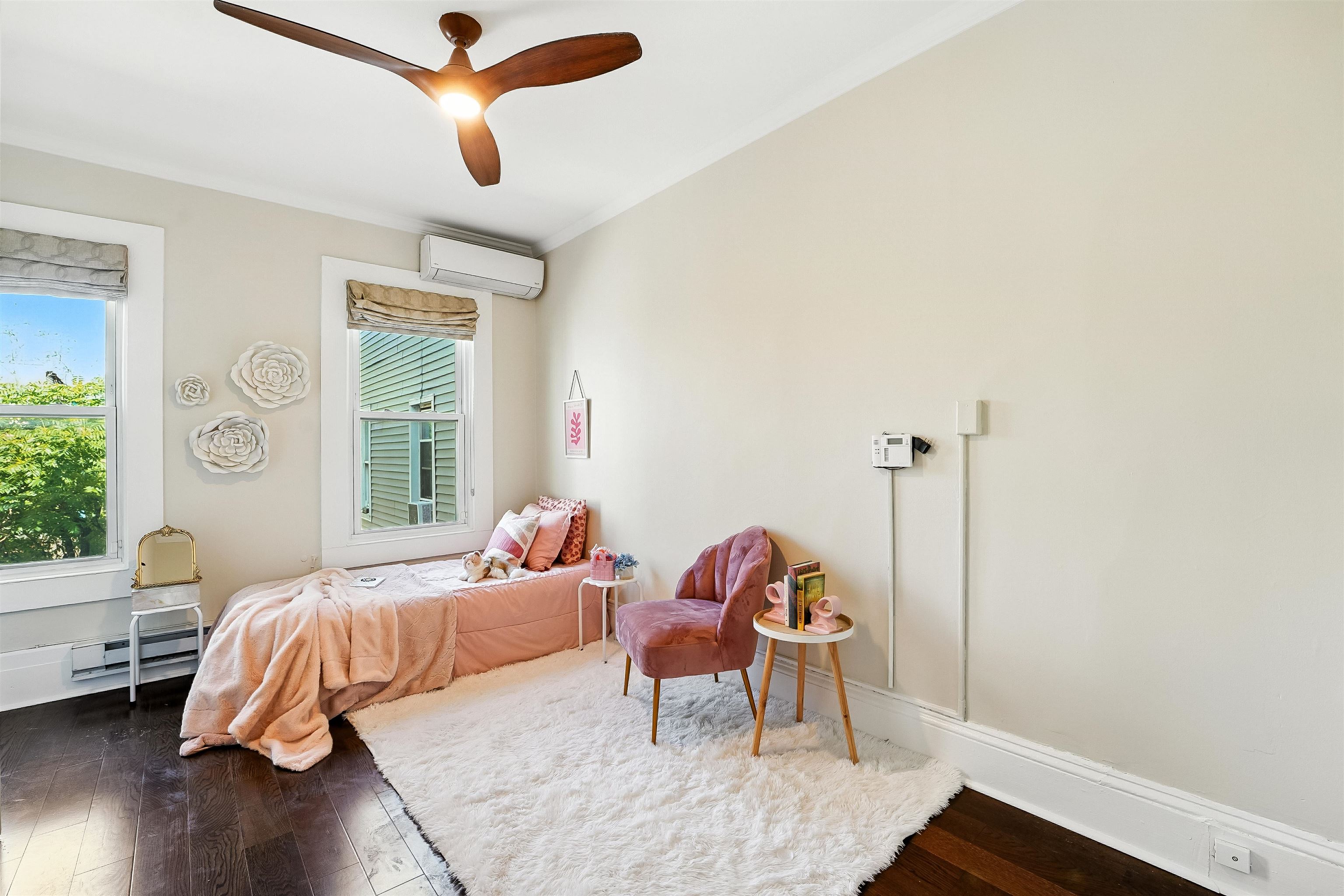 512 1/2 PALISADE AVE