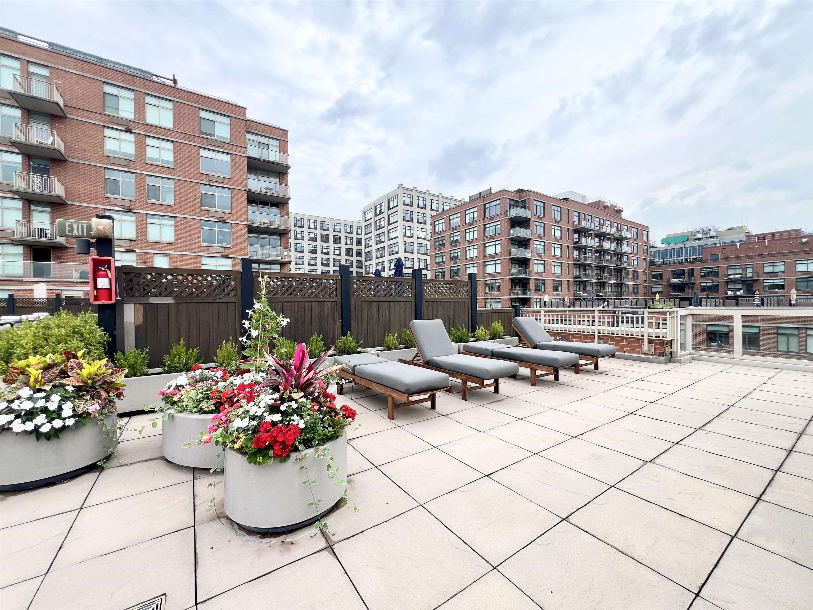 1450 WASHINGTON ST Unit: 501