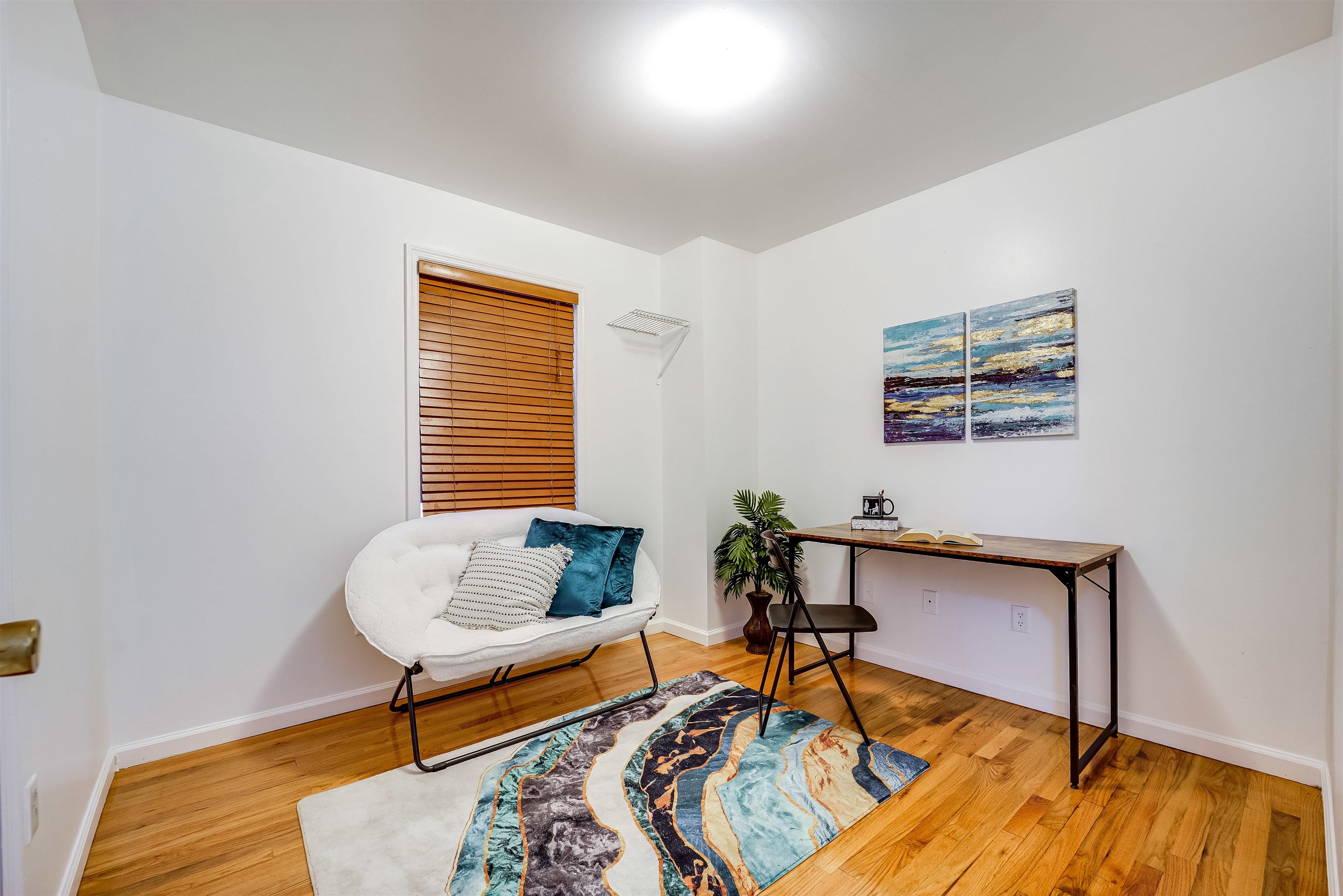 375 OGDEN AVE Unit: 1