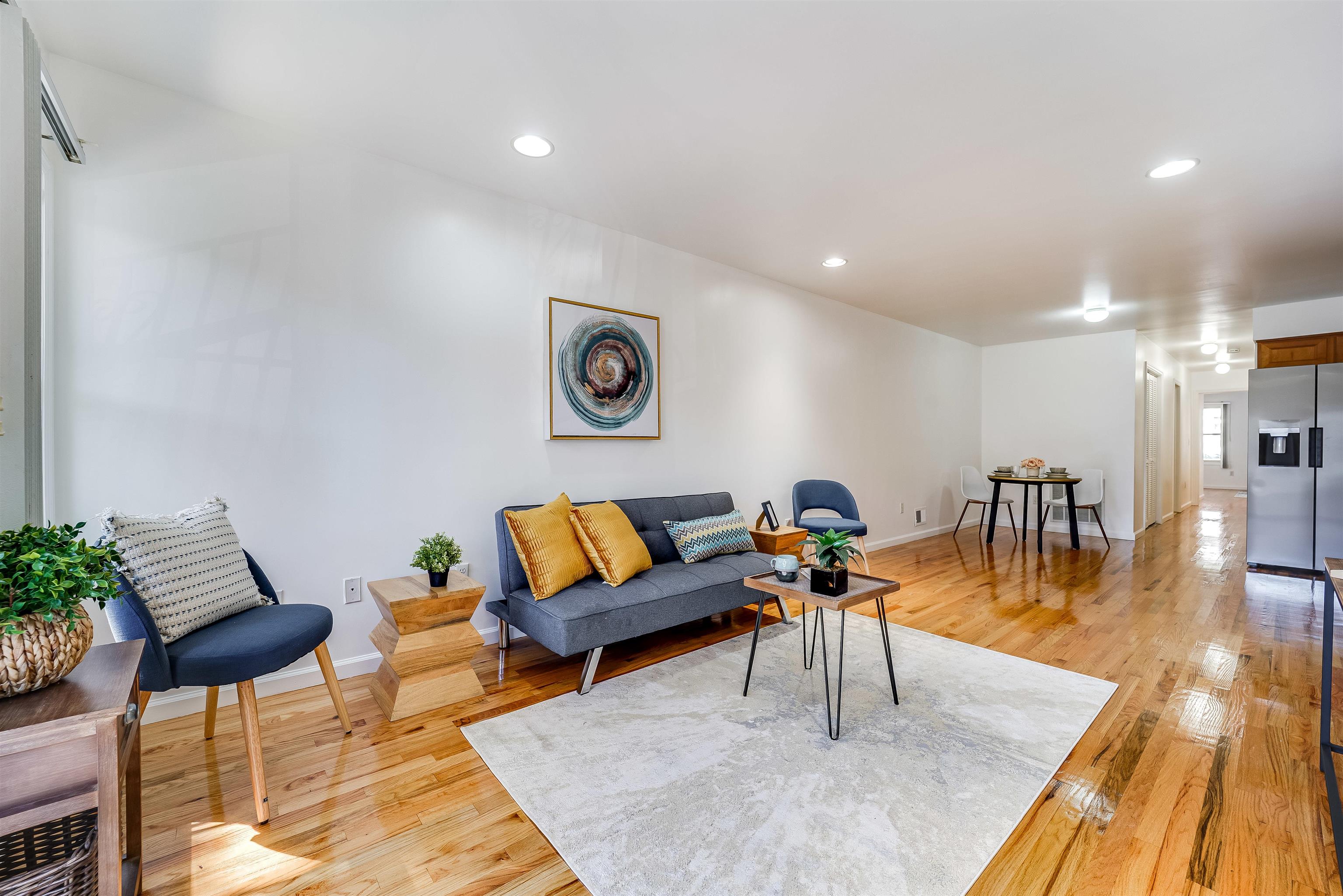 375 OGDEN AVE Unit: 1