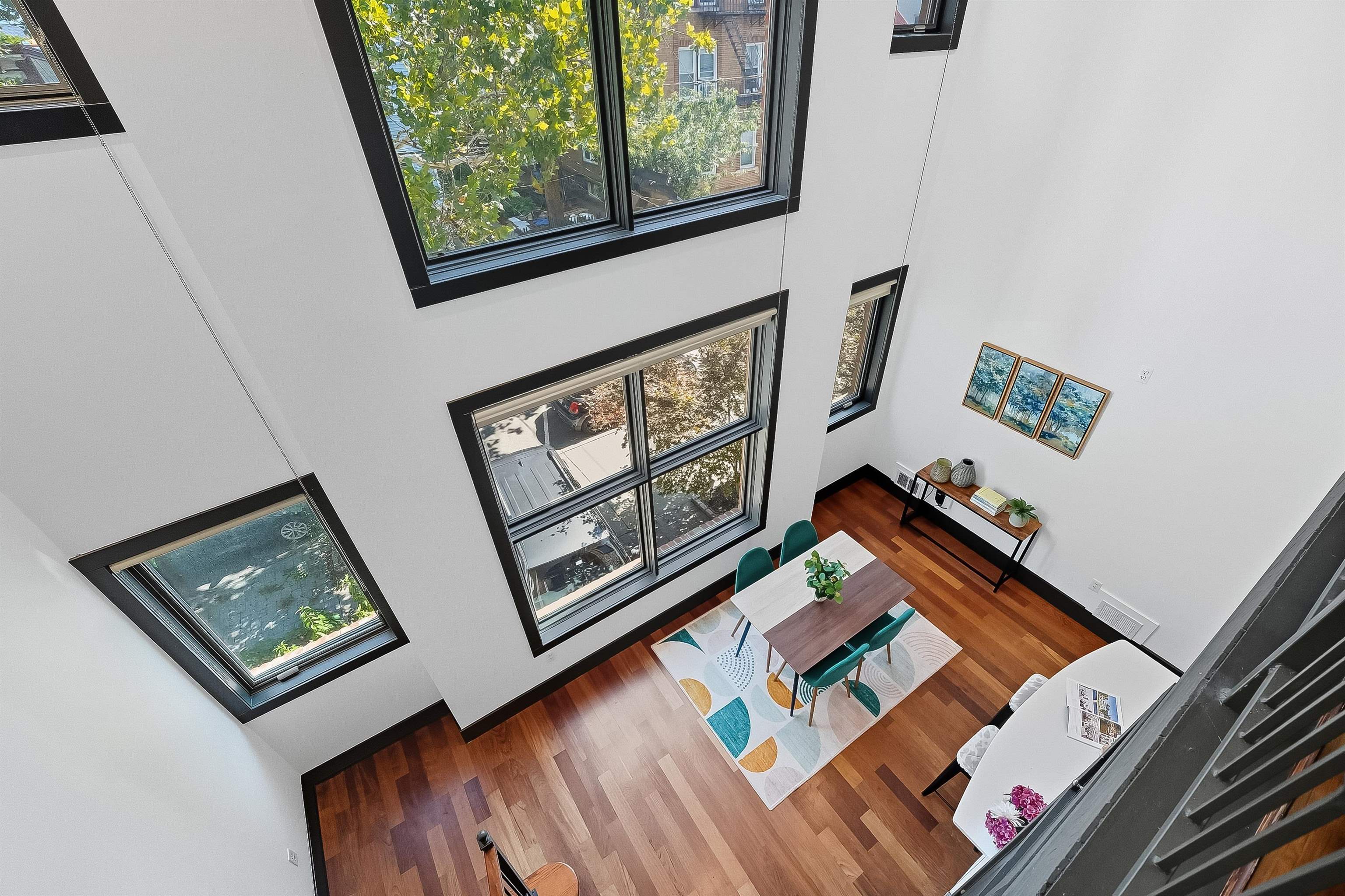 245 OGDEN AVE Unit: 2