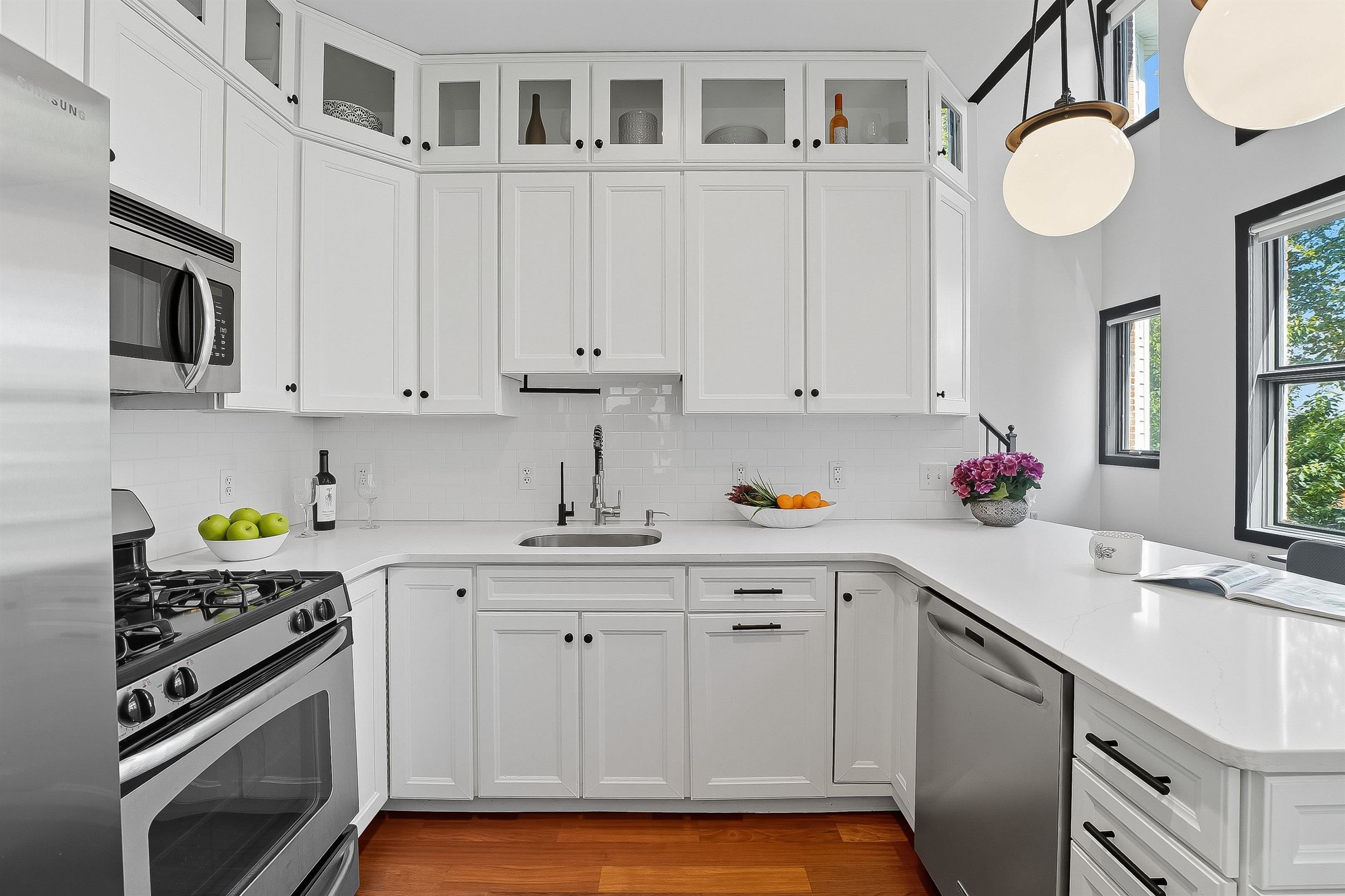 245 OGDEN AVE Unit: 2