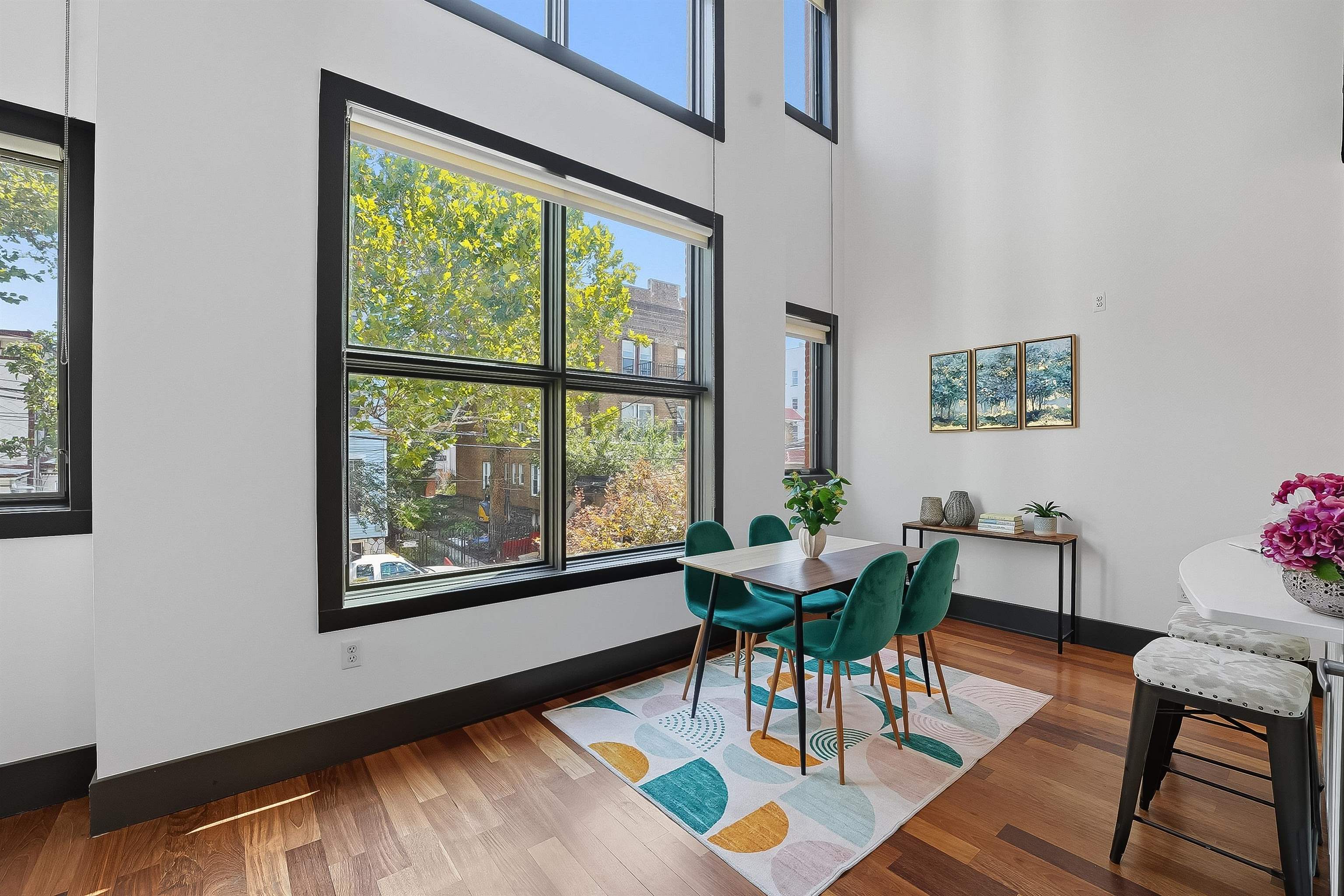 245 OGDEN AVE Unit: 2