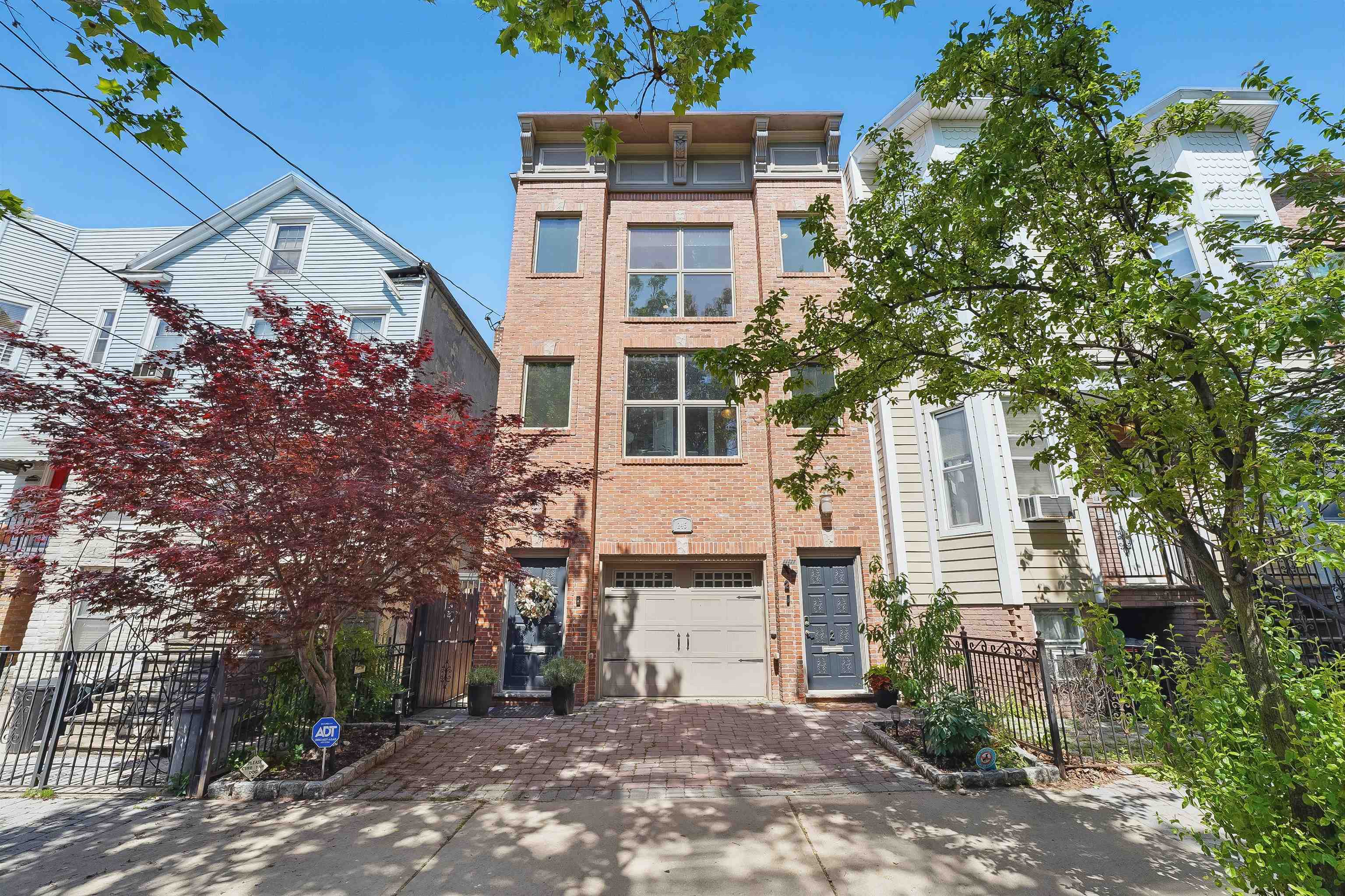 245 OGDEN AVE Unit: 2