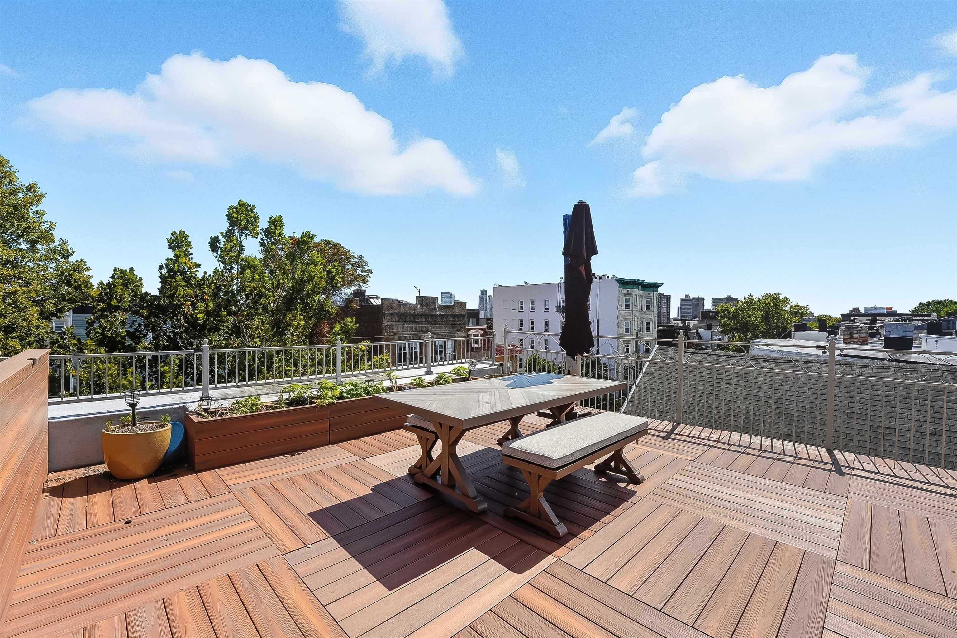 245 OGDEN AVE Unit: 2