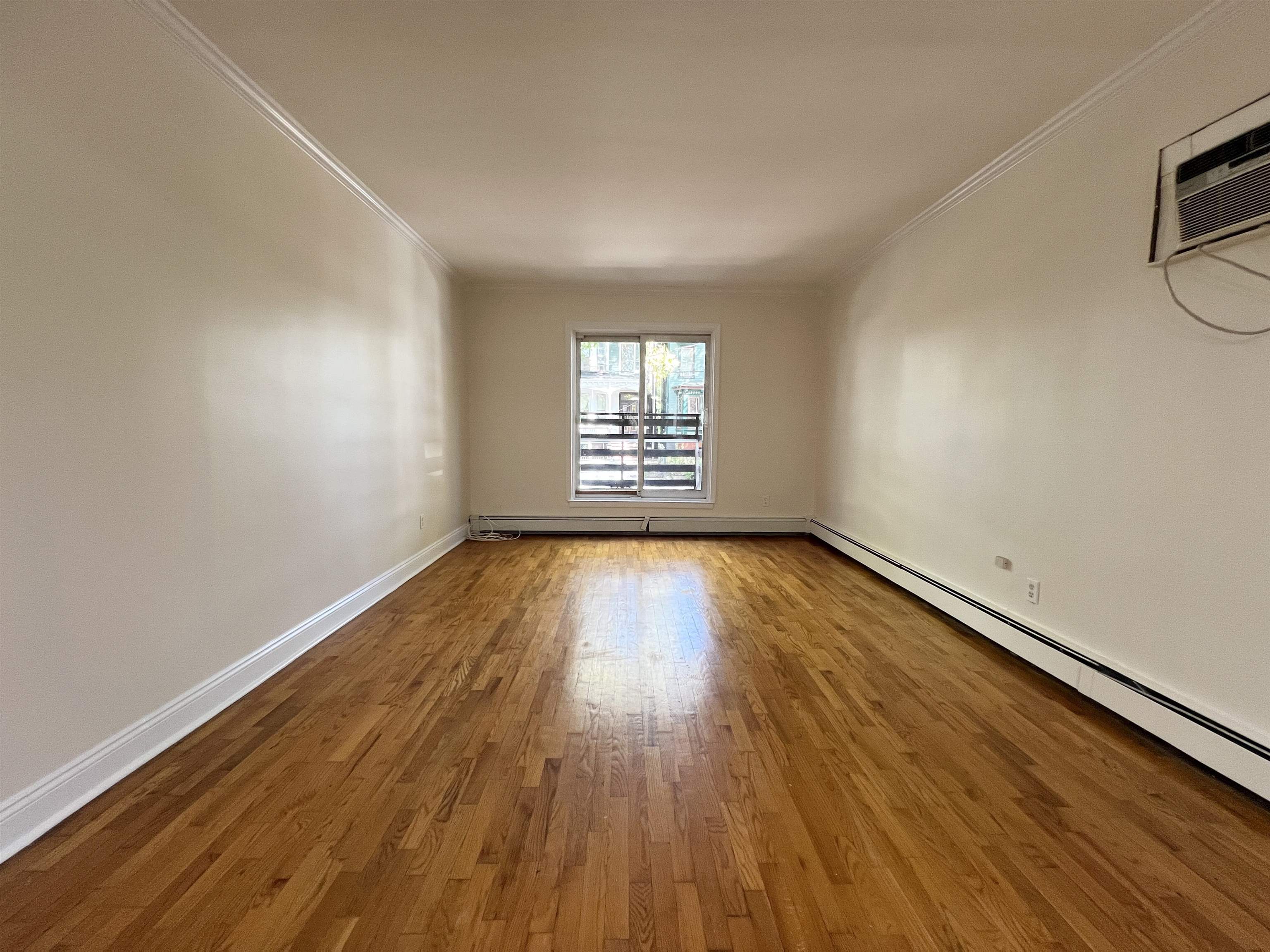 77 SHERMAN PL Unit: 3