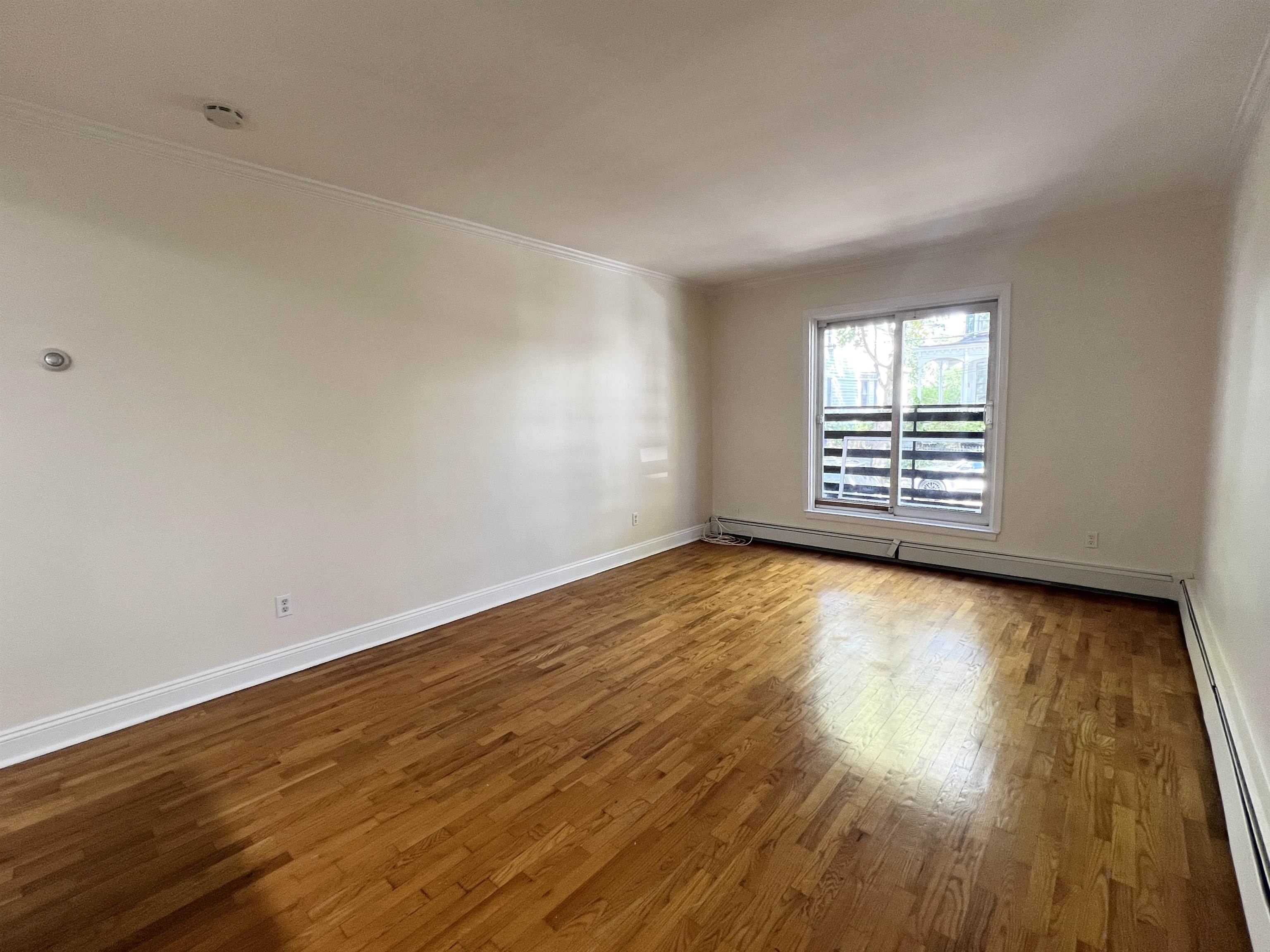77 SHERMAN PL Unit: 3