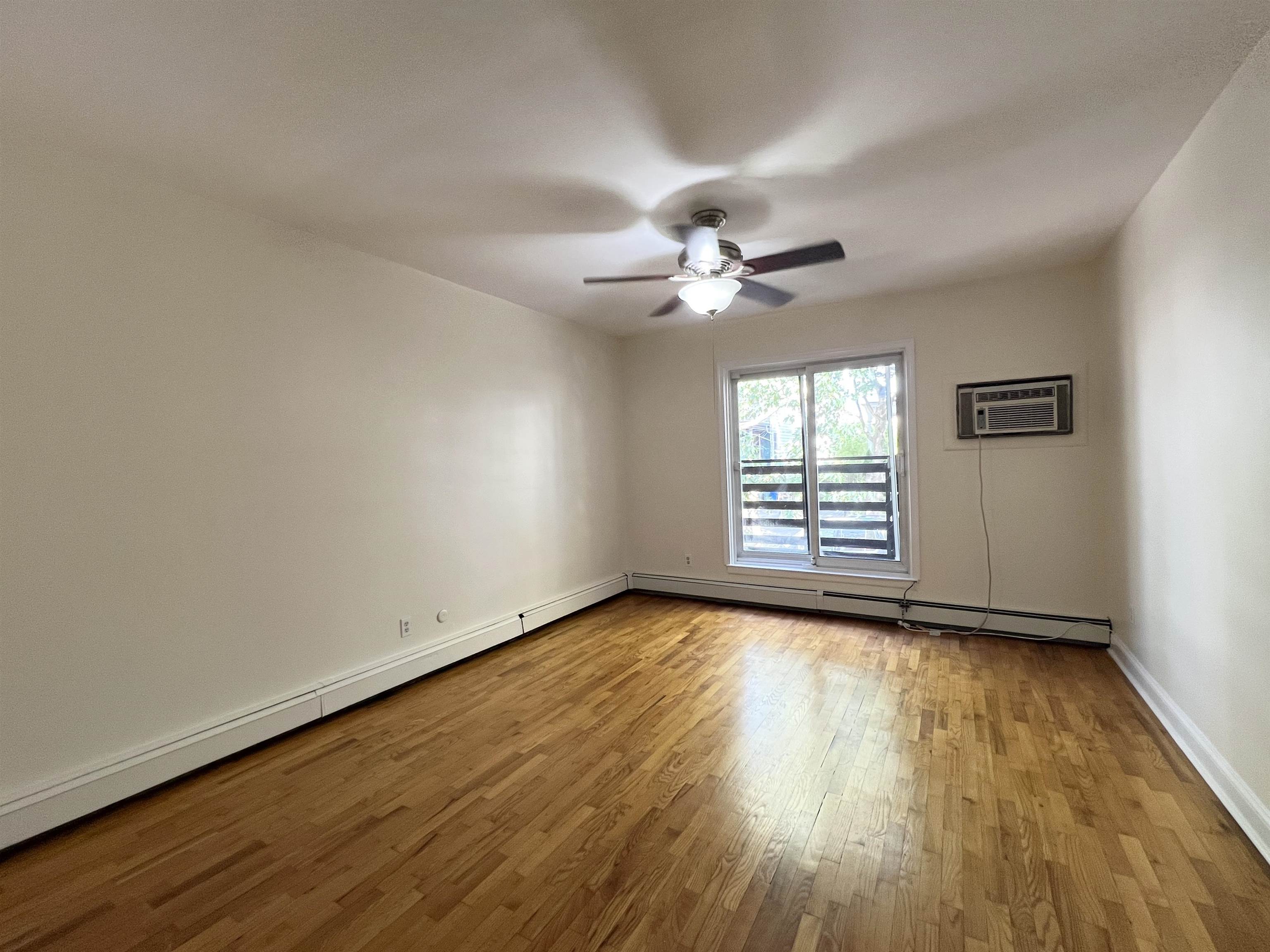 77 SHERMAN PL Unit: 3
