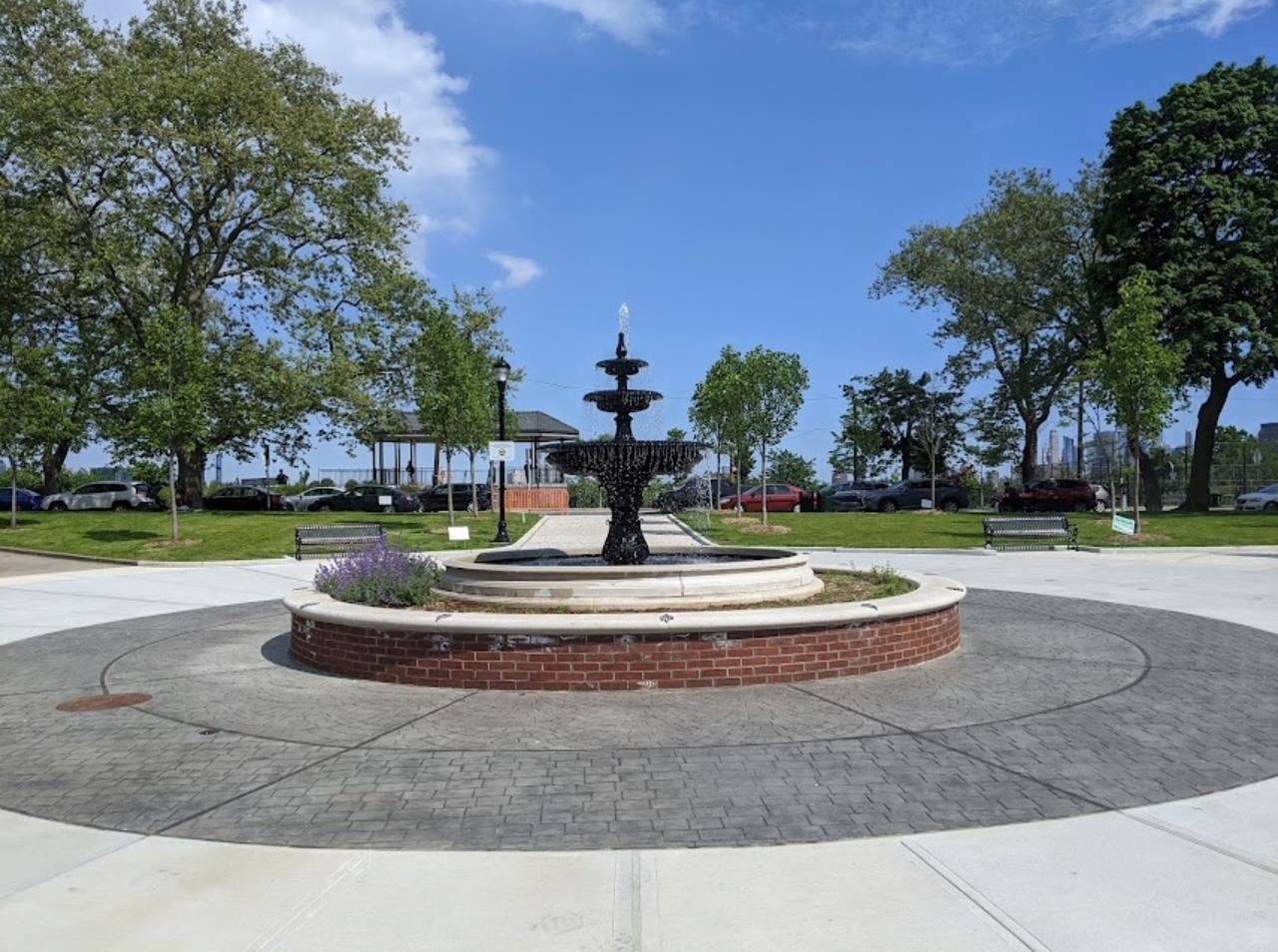 164 OGDEN AVE Unit: 105