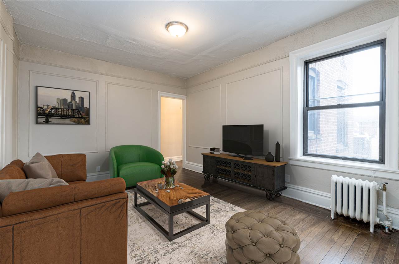429 FAIRMOUNT AVE Unit: 502