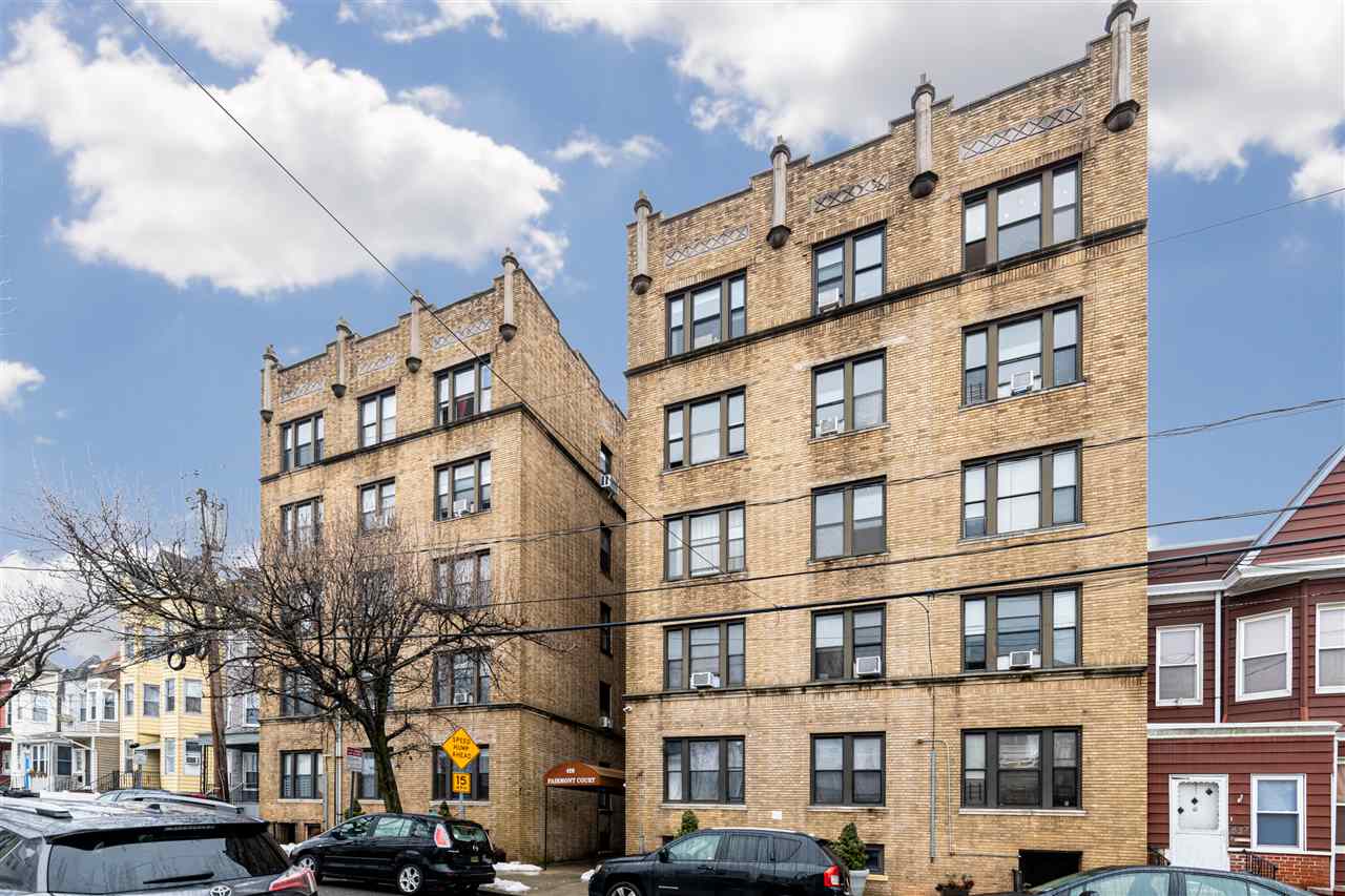 429 FAIRMOUNT AVE Unit: 502