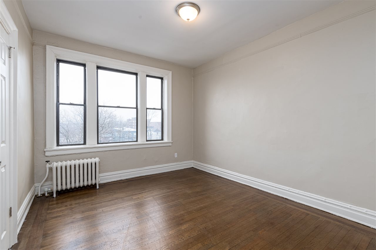 429 FAIRMOUNT AVE Unit: 502