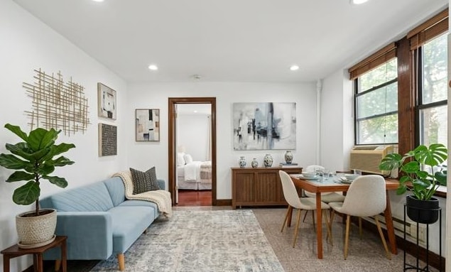 164 OGDEN AVE Unit: 105