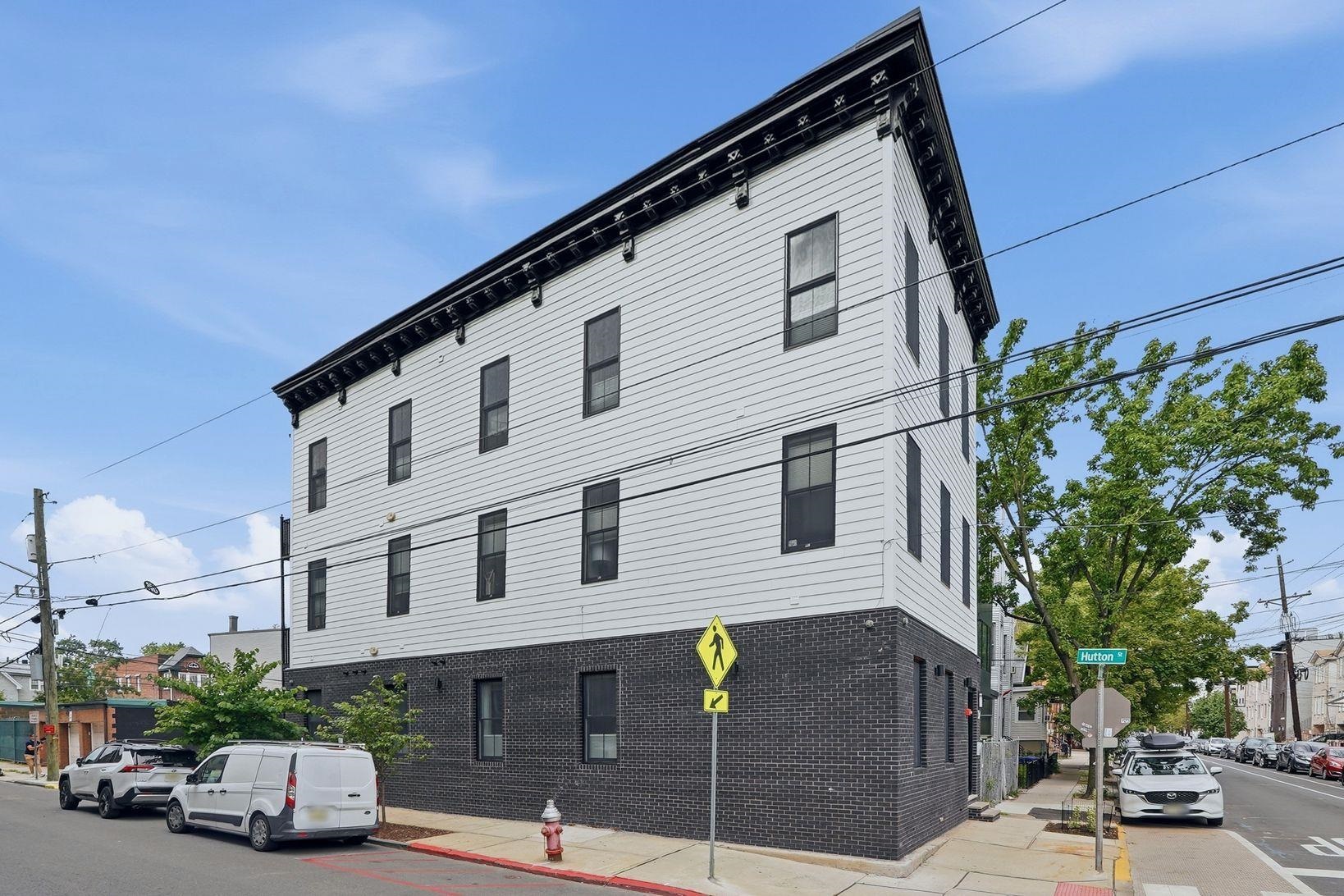 197 NEW YORK AVE Unit: 3