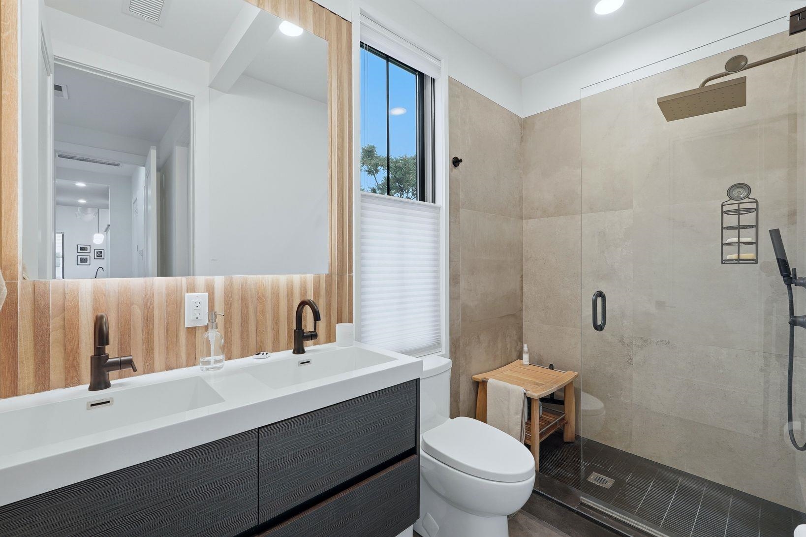 197 NEW YORK AVE Unit: 3