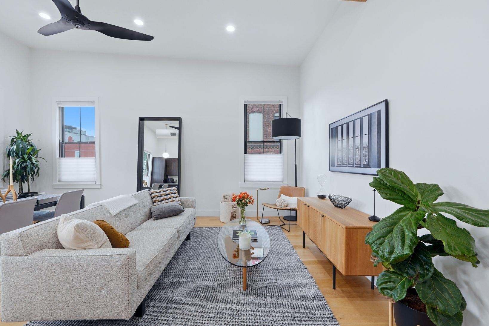 197 NEW YORK AVE Unit: 3