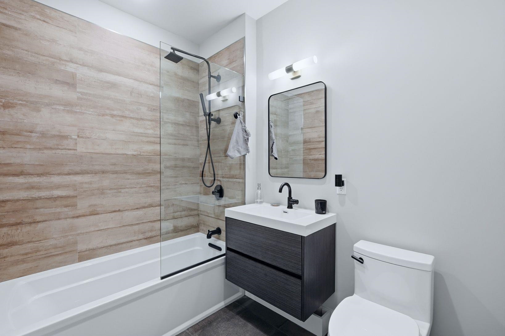 197 NEW YORK AVE Unit: 3