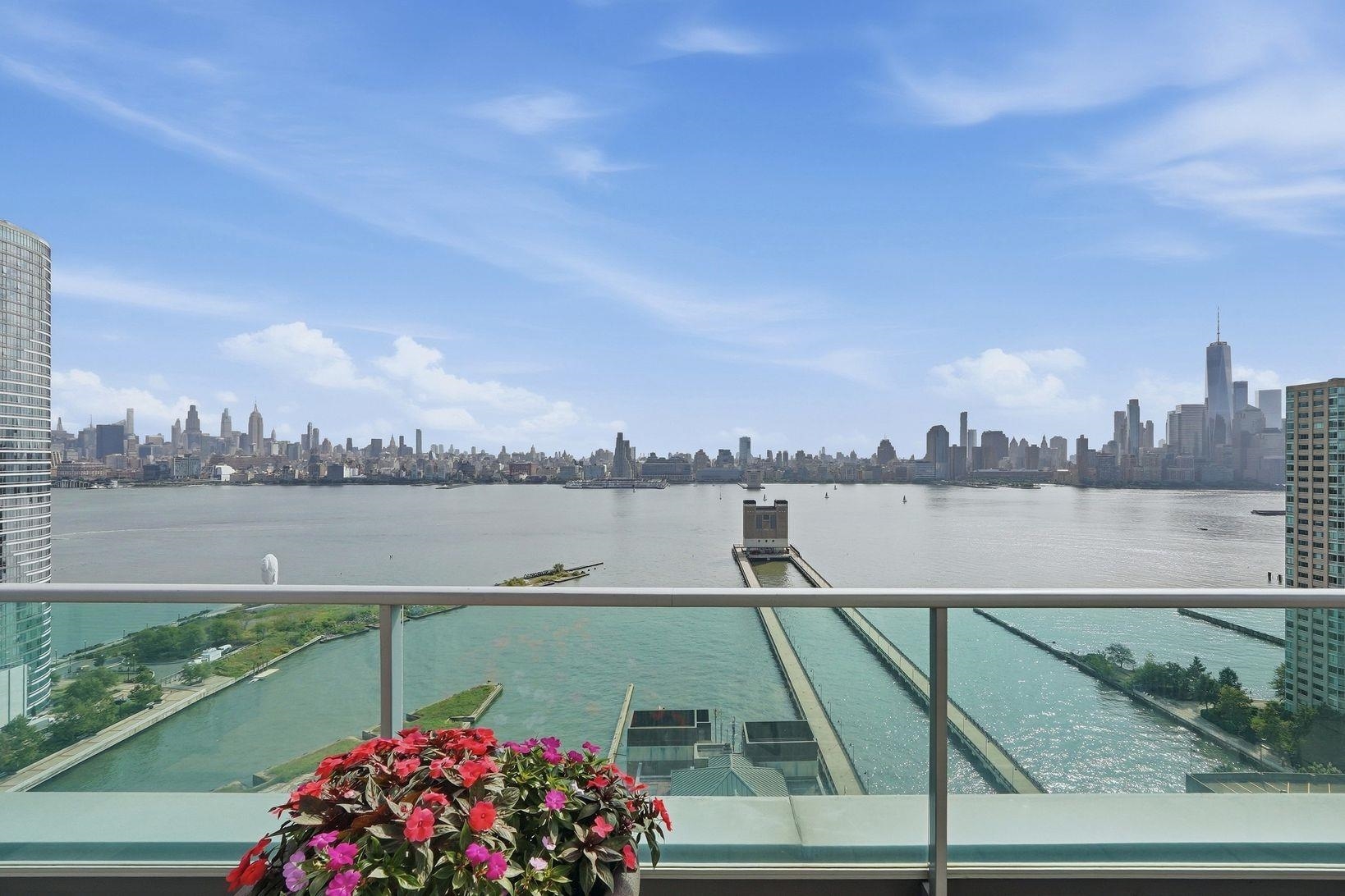 20 NEWPORT PARKWAY Unit: 1812