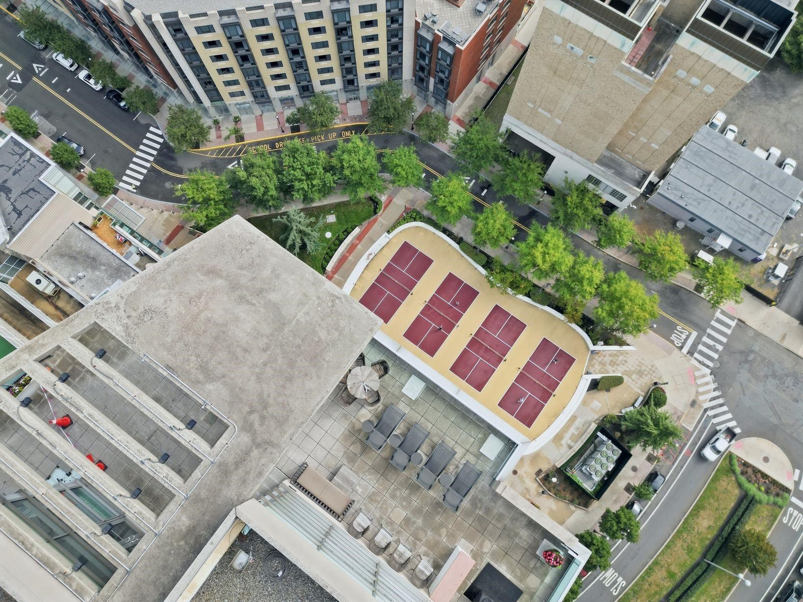 20 NEWPORT PARKWAY Unit: 1812