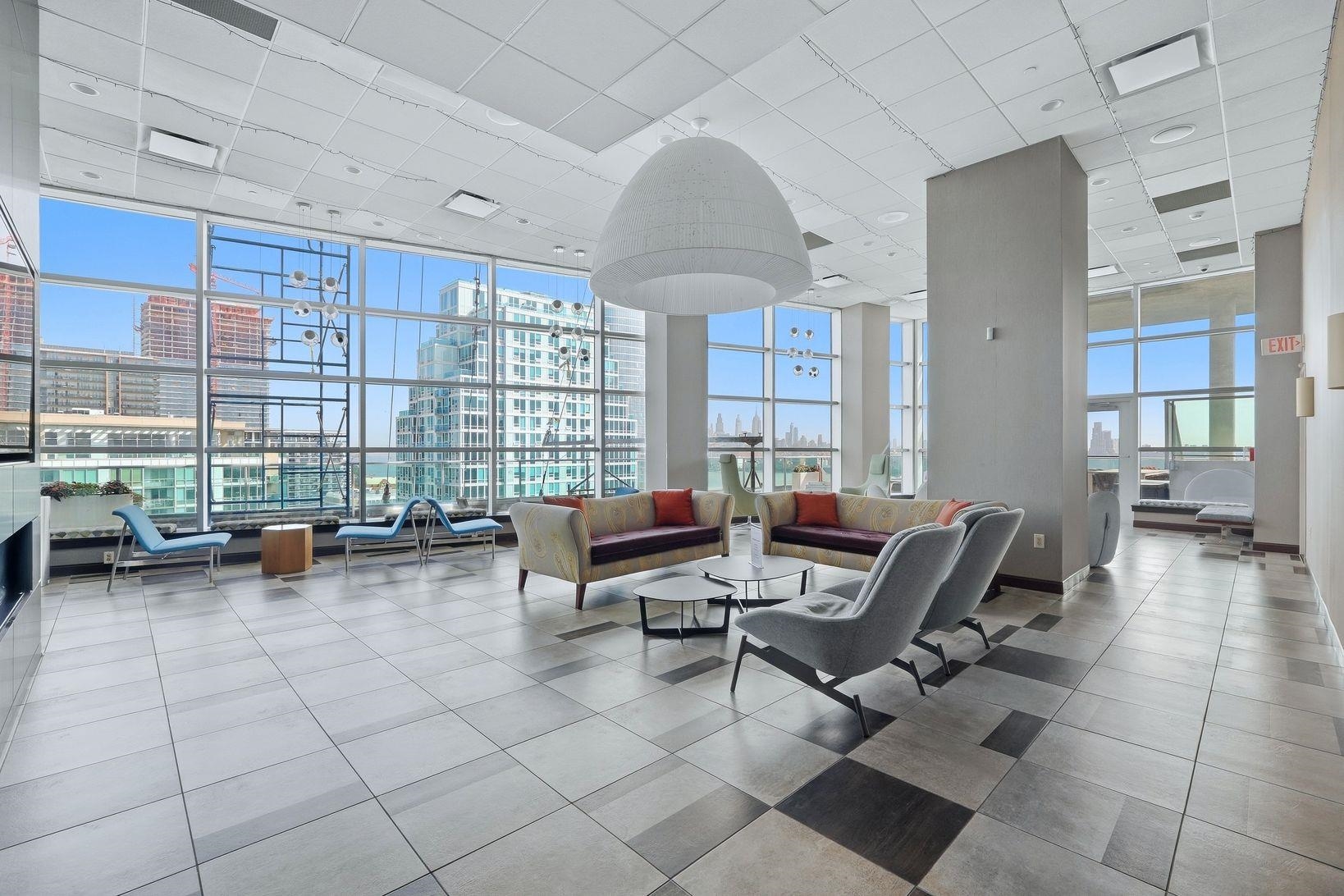20 NEWPORT PARKWAY Unit: 1812