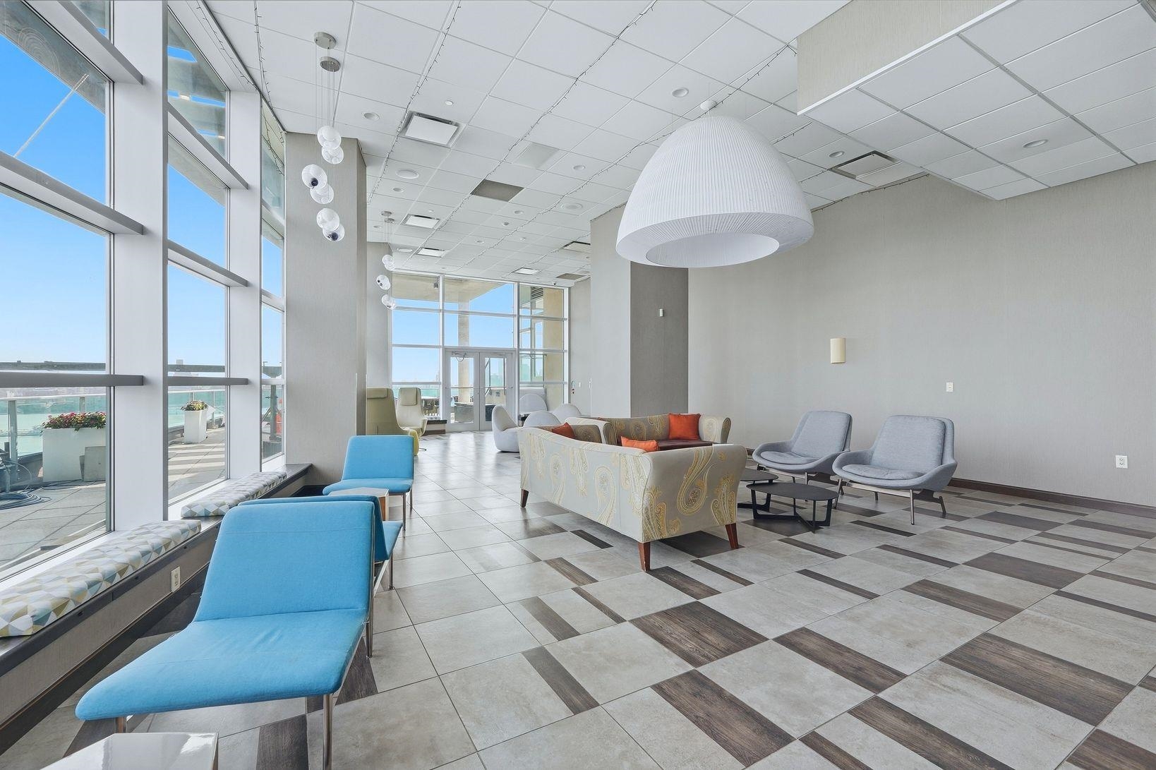 20 NEWPORT PARKWAY Unit: 1812