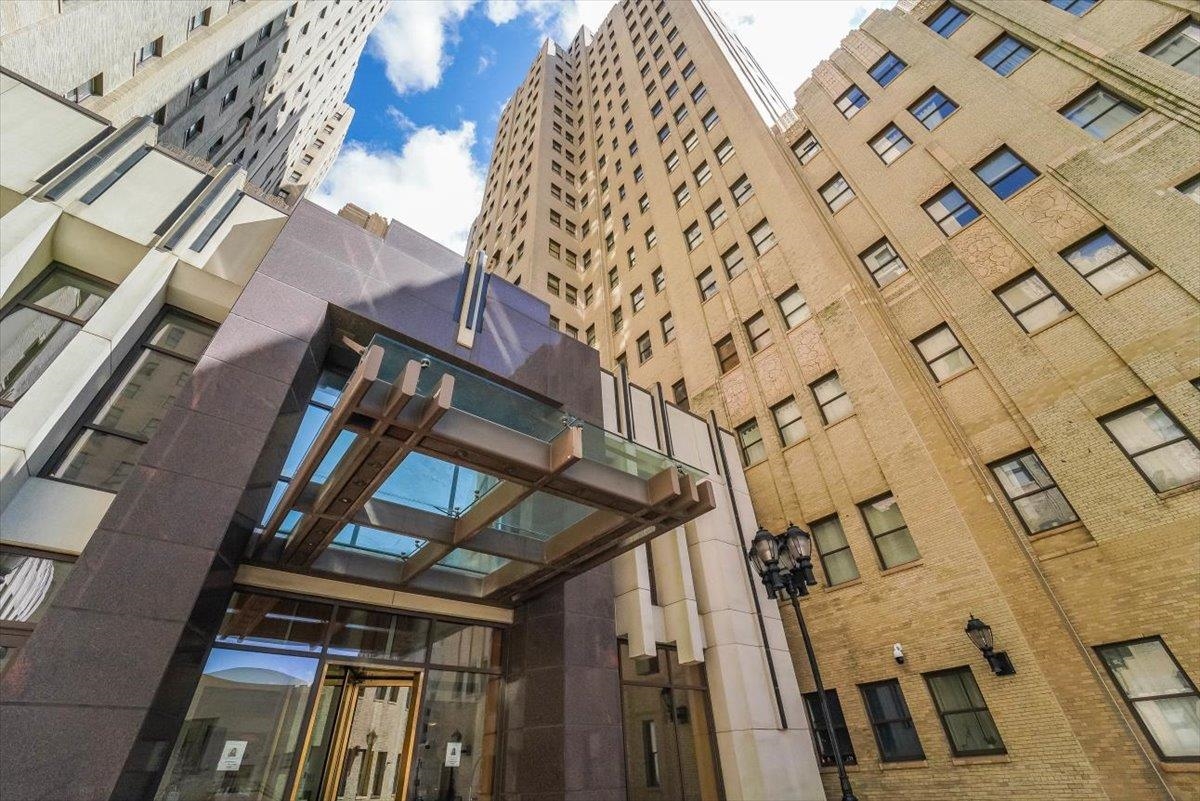 4 BEACON WAY Unit: 14