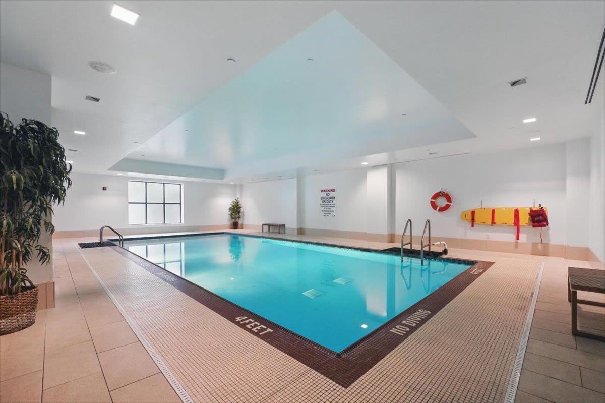 4 BEACON WAY Unit: 14