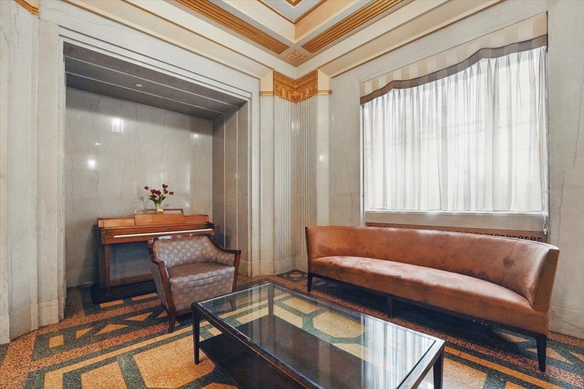 4 BEACON WAY Unit: 14