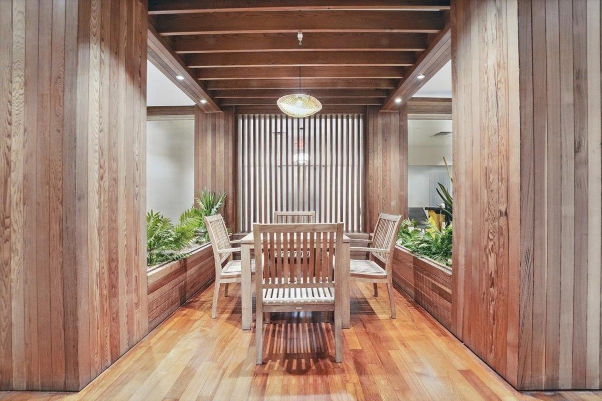 4 BEACON WAY Unit: 14