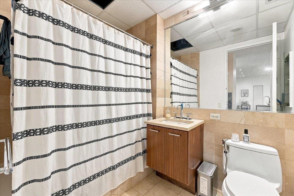 4 BEACON WAY Unit: 14
